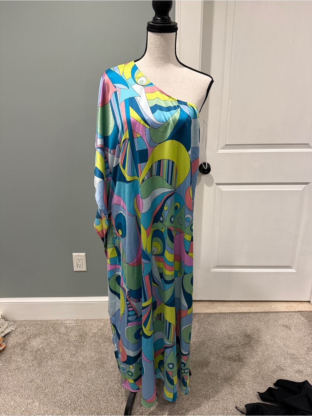One shoulder satin show me your mumu geometric retro print dress - Picture 3 of 6